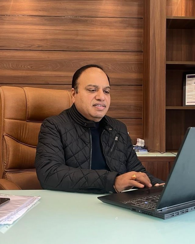Rajesh Arora, Managing Director of Stenkem Biolife, at his desk in the company's Karnal office.